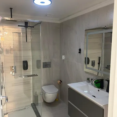 3 Hanul Piratilor Apartment