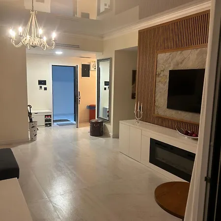 3 Hanul Piratilor Apartment